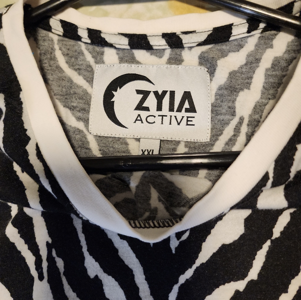 Zyia ladies tank, zebra print